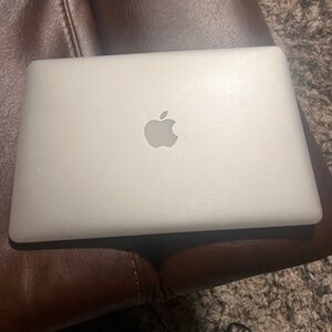 Macbook